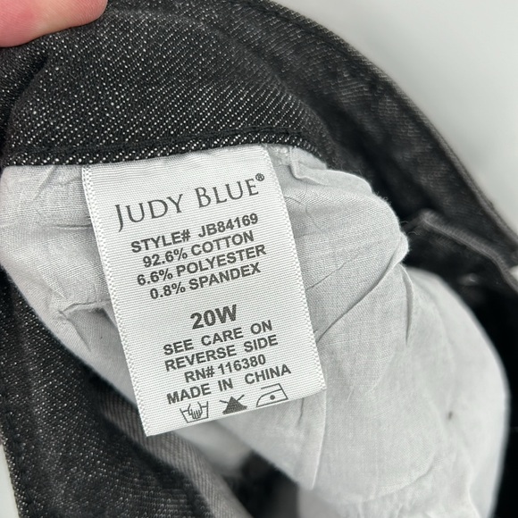 Judy Blue Black‎ Skinny Fit Distressed Jeans Women's 20W JB84169 Button Fly - Picture 8 of 8